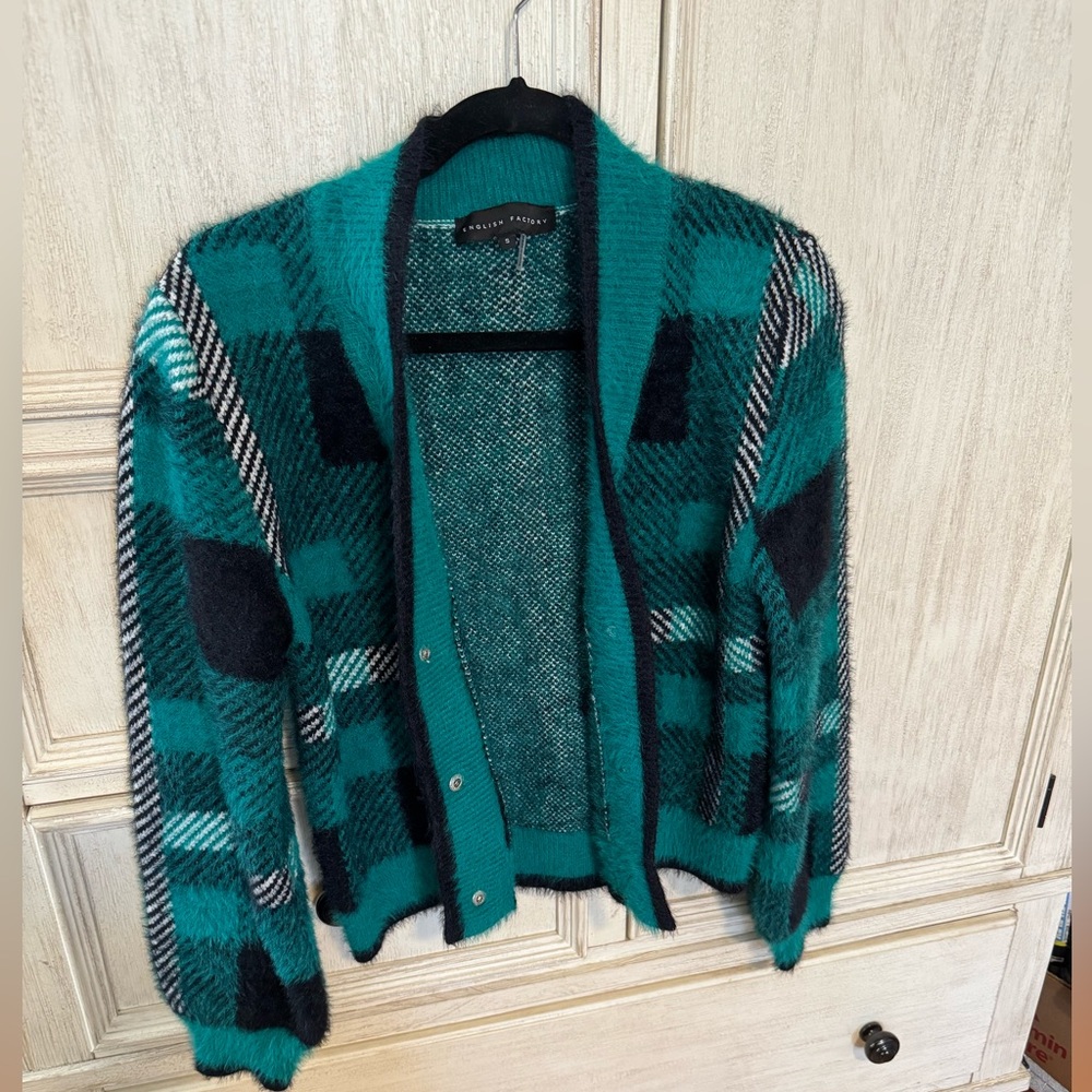 Women's Plaid cardigan